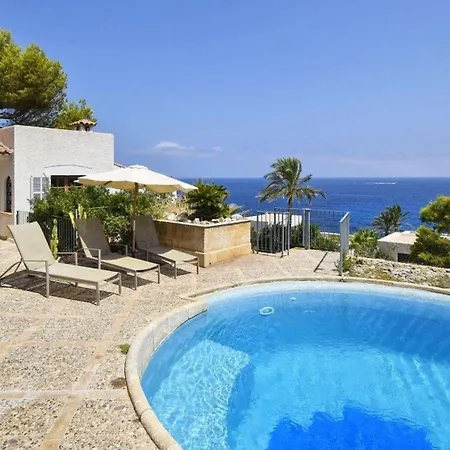 Unglaubliche Mit Meerblick Und Pool Holiday home